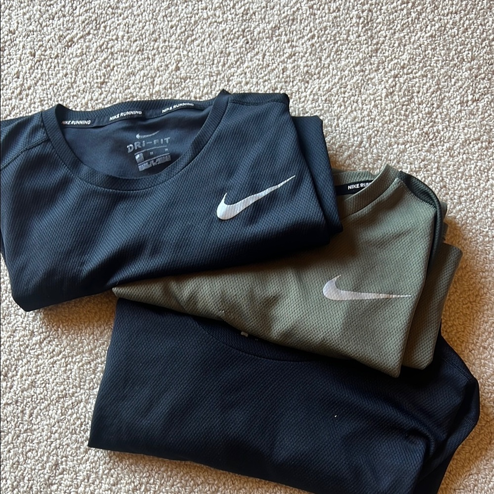 Nike Men's Dri-FIT Black and Olive Tees